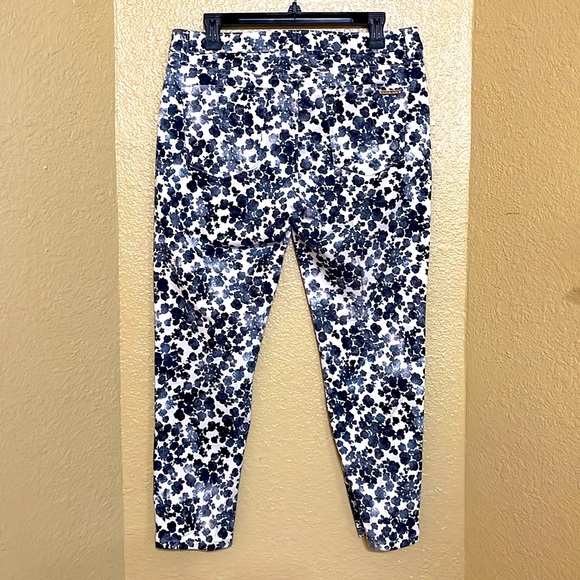 Micheal Kors Izzy skinny cropped jeans - Picture 5 of 7